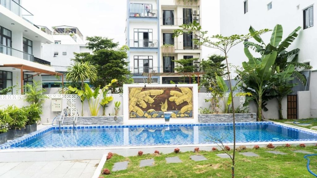 Villa for rent in Ngu Hanh Son - swimming pool