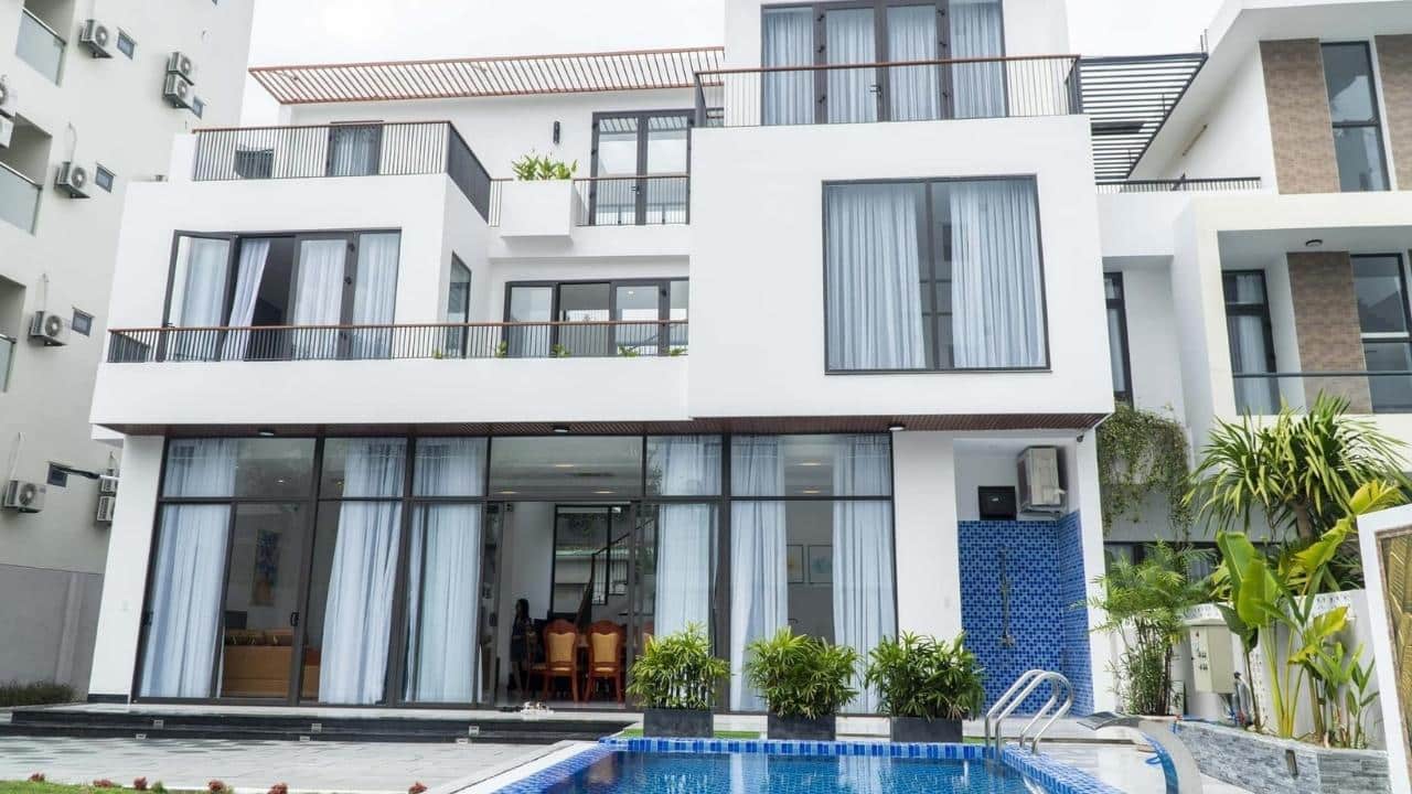 Villa for rent near My Khe Beach, Da Nang VN08