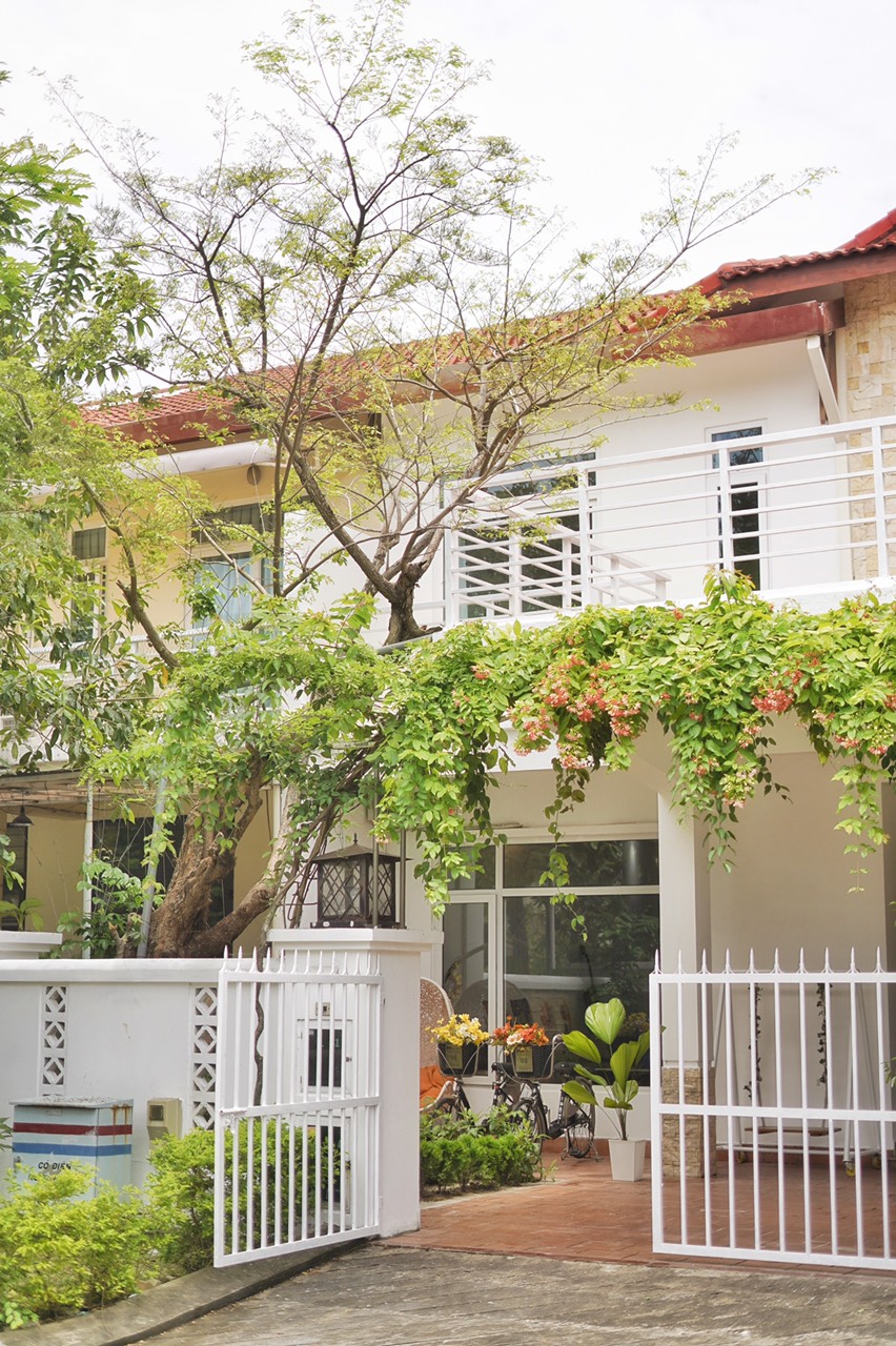 AIRY- NICE HOUSE FOR RENT WITH  FOUR BEDROOMS IN DA NANG 