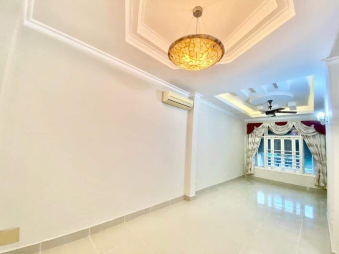 House for rent with 4bedrooms, very airy and cool, location at Son Tra, Da Nang H103TR